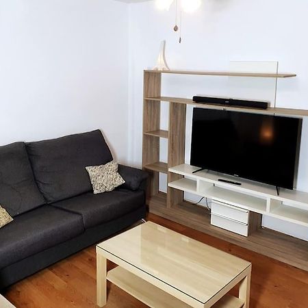 2F, Aire Acondic, 80M2, 2 Dormitorios, 4 Huespedes, Wifi Gratis La Linea de la Concepcion Luaran gambar
