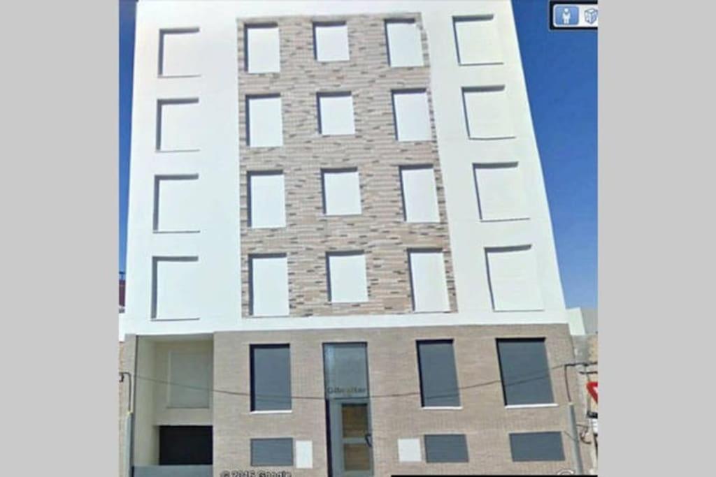 2F, Aire Acondic, 80M2, 2 Dormitorios, 4 Huespedes, Wifi Gratis La Linea de la Concepcion Luaran gambar
